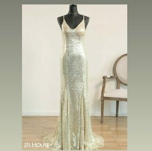 Sweep Train Sequined Prom dress